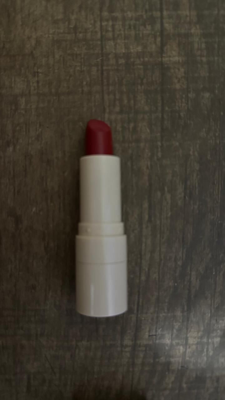 Antes — Batom vermelho